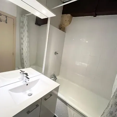 Apartman Hyper Centre, Appartement Cosy Pour 4 Personnes *